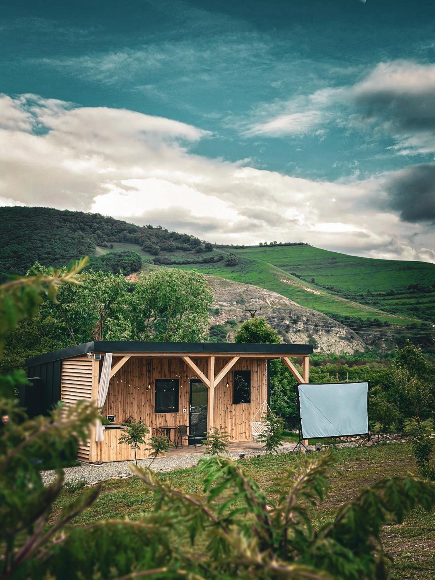 Villa Kubiq Transalpina Petresti Esterno foto